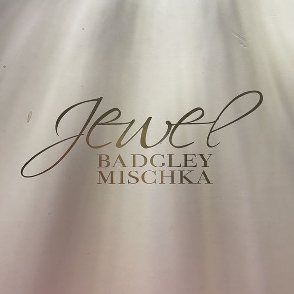 🌸Jewel Badgley Mischka Ranya Sandal🌸 - Picture 8 of 9